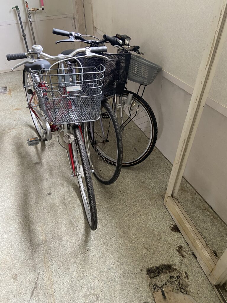 施設紹介の様子(1枚目)