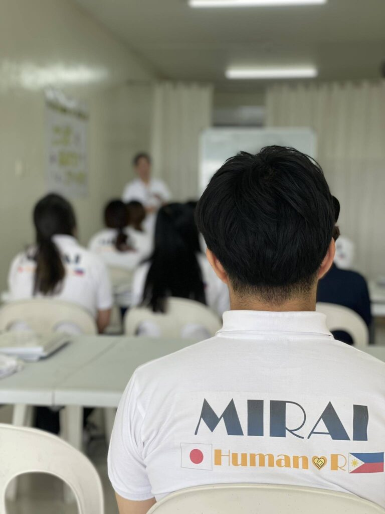 MIRAI日本語学校 フィリピン・カビテ校OPENの様子(4枚目)