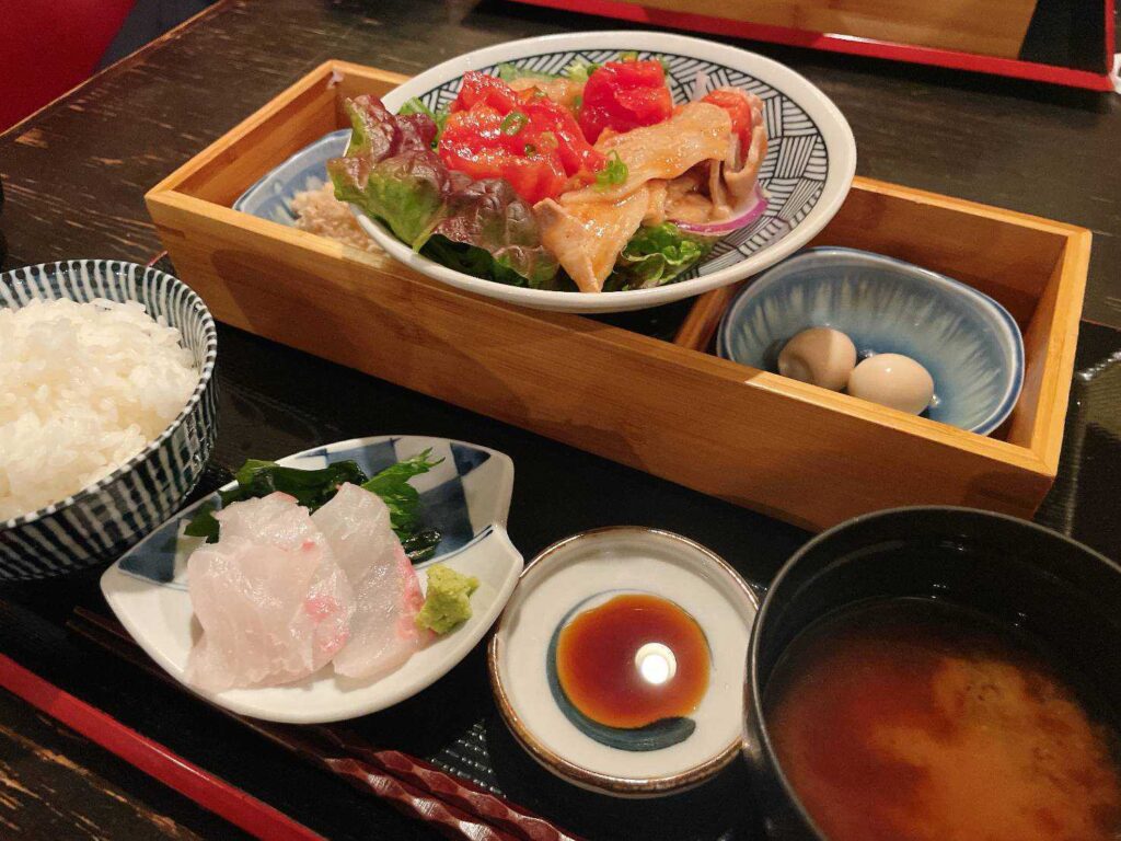 名古屋支店ランチの様子（2枚目）